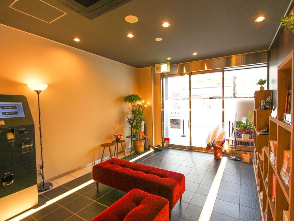 HOTEL LiVEMAX Shinsaibashi East 2