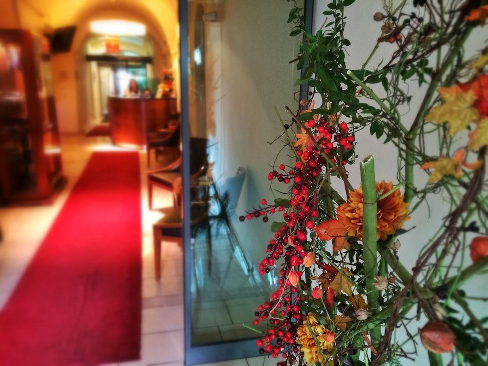 Hotel Ambassador 2