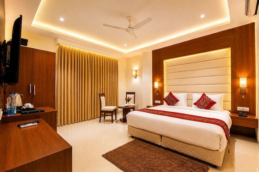 Z Suites Hotel Mahipalpur IGI Airport 1