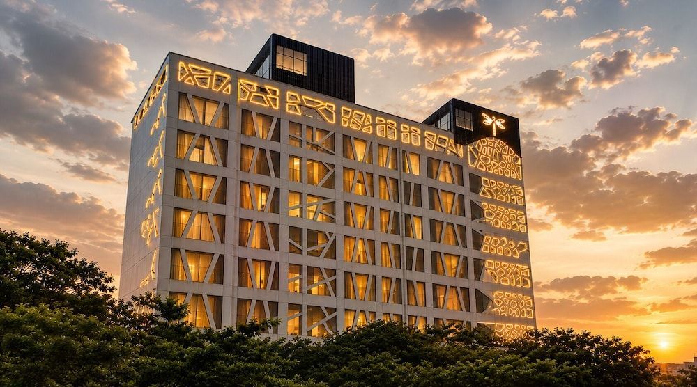 Dragonfly Hotel - The Art Hotel 1