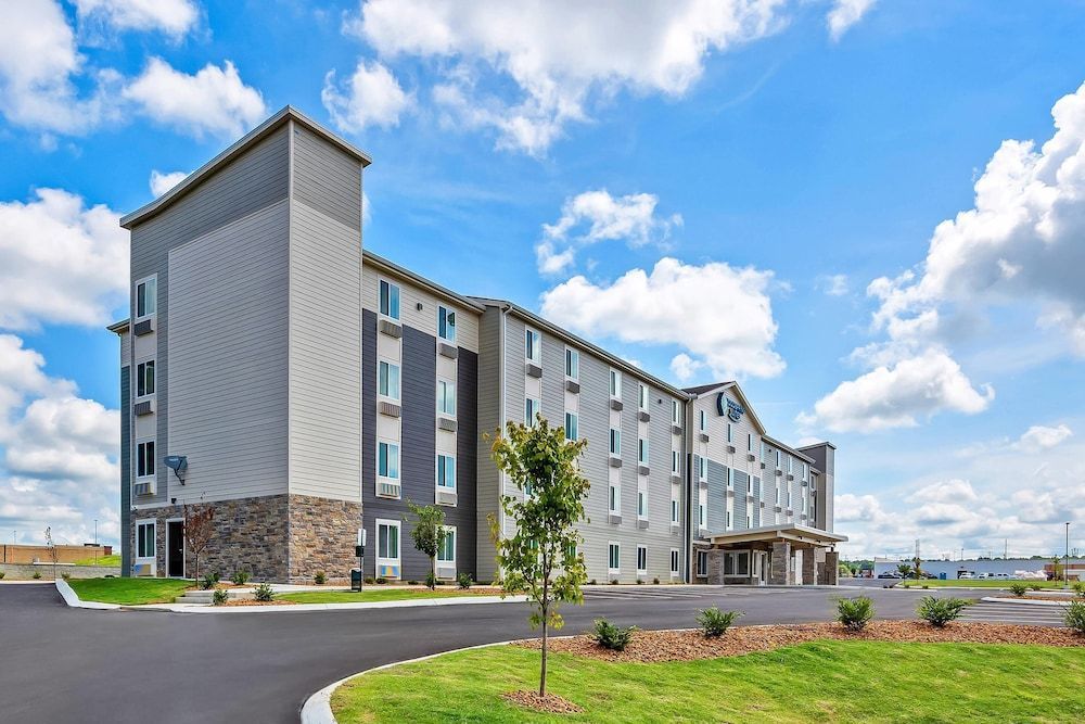 WoodSpring Suites Jackson Hub City 1