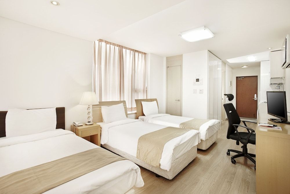Hyundai Residence 1