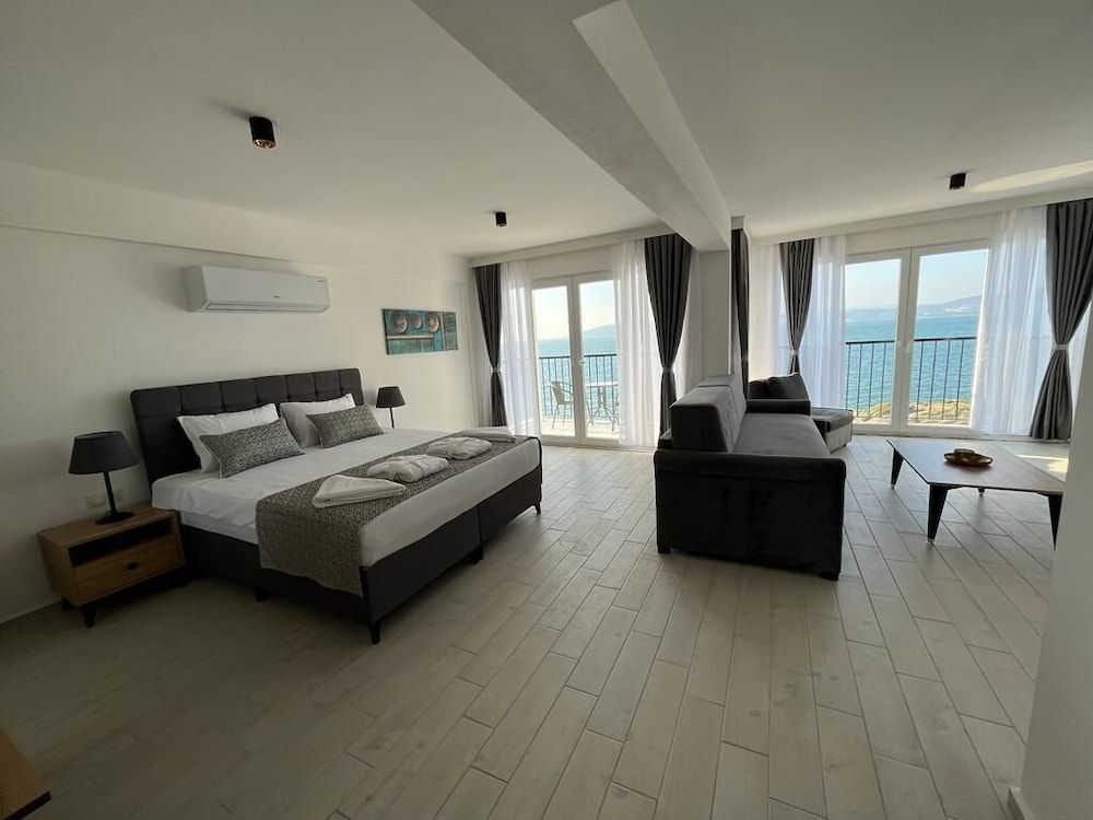Ni Marin Hotel 1