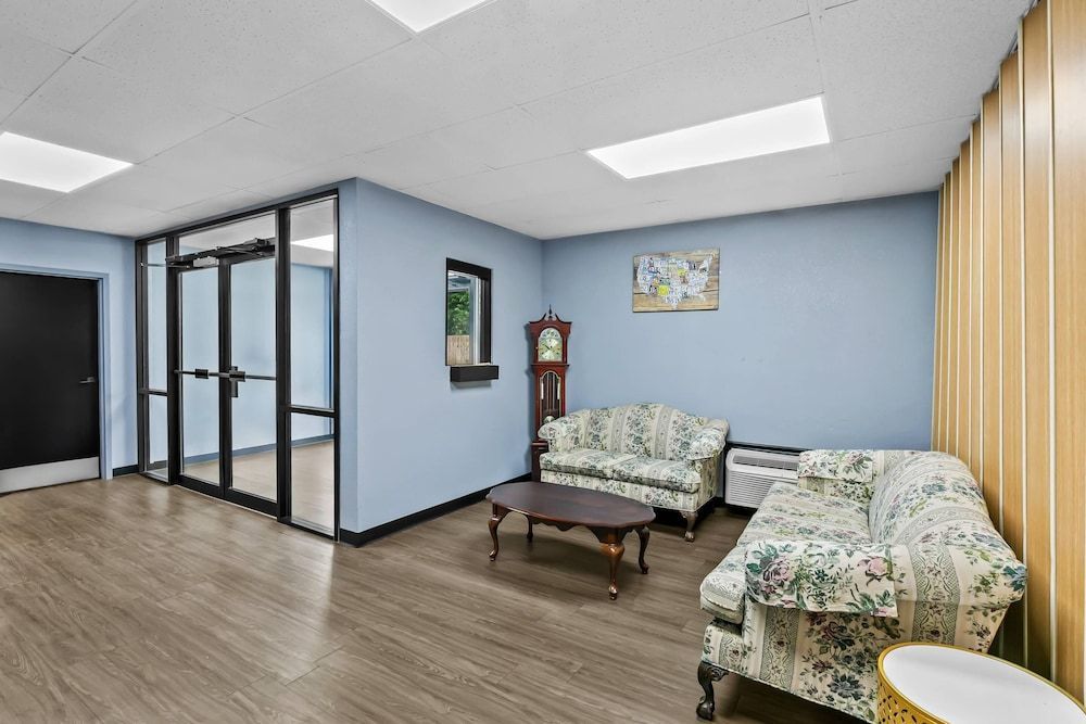 Econo Lodge Elberton 2