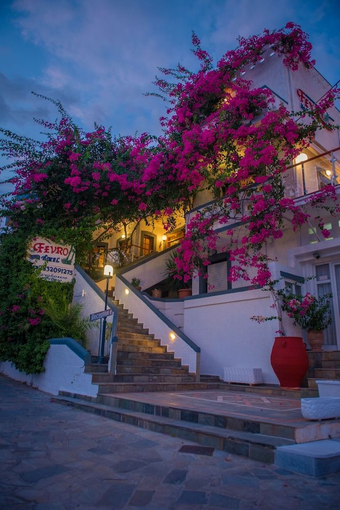 Fevro Hotel 1
