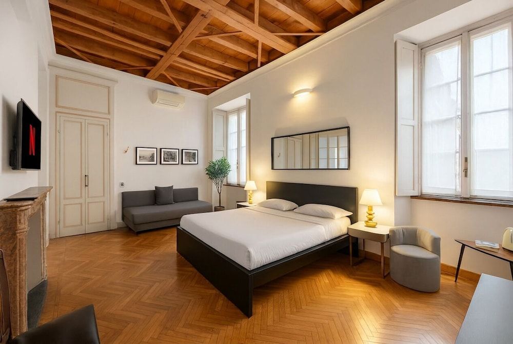 dHomes - Apartments and Rooms - Room 103 1