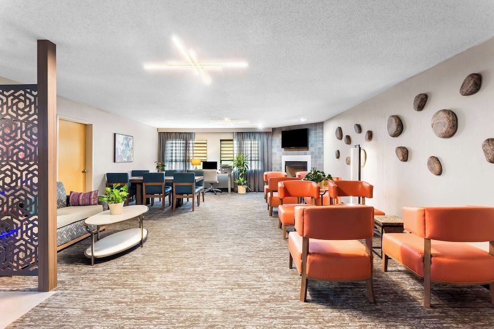 Best Western Oswego Hotel 2