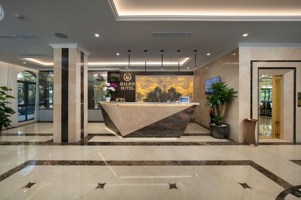 Halios Hotel Halong 2