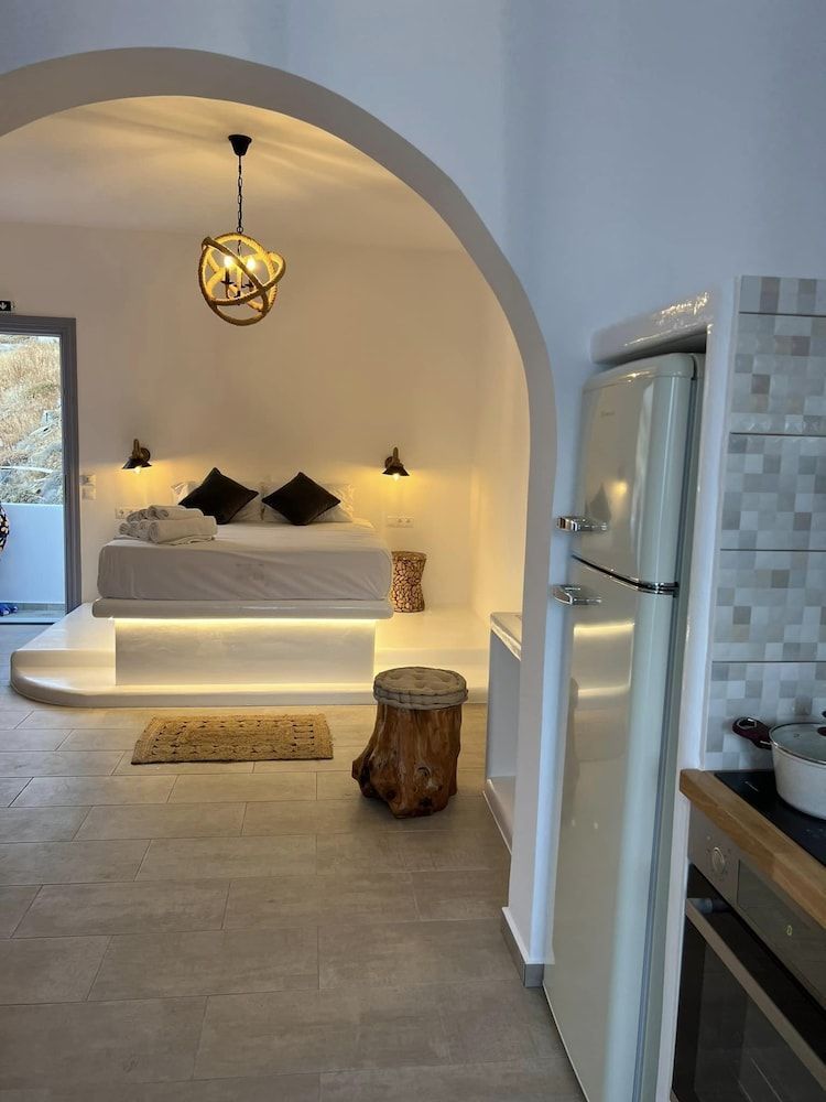 Provenzo Luxury Apartments and Suites 2