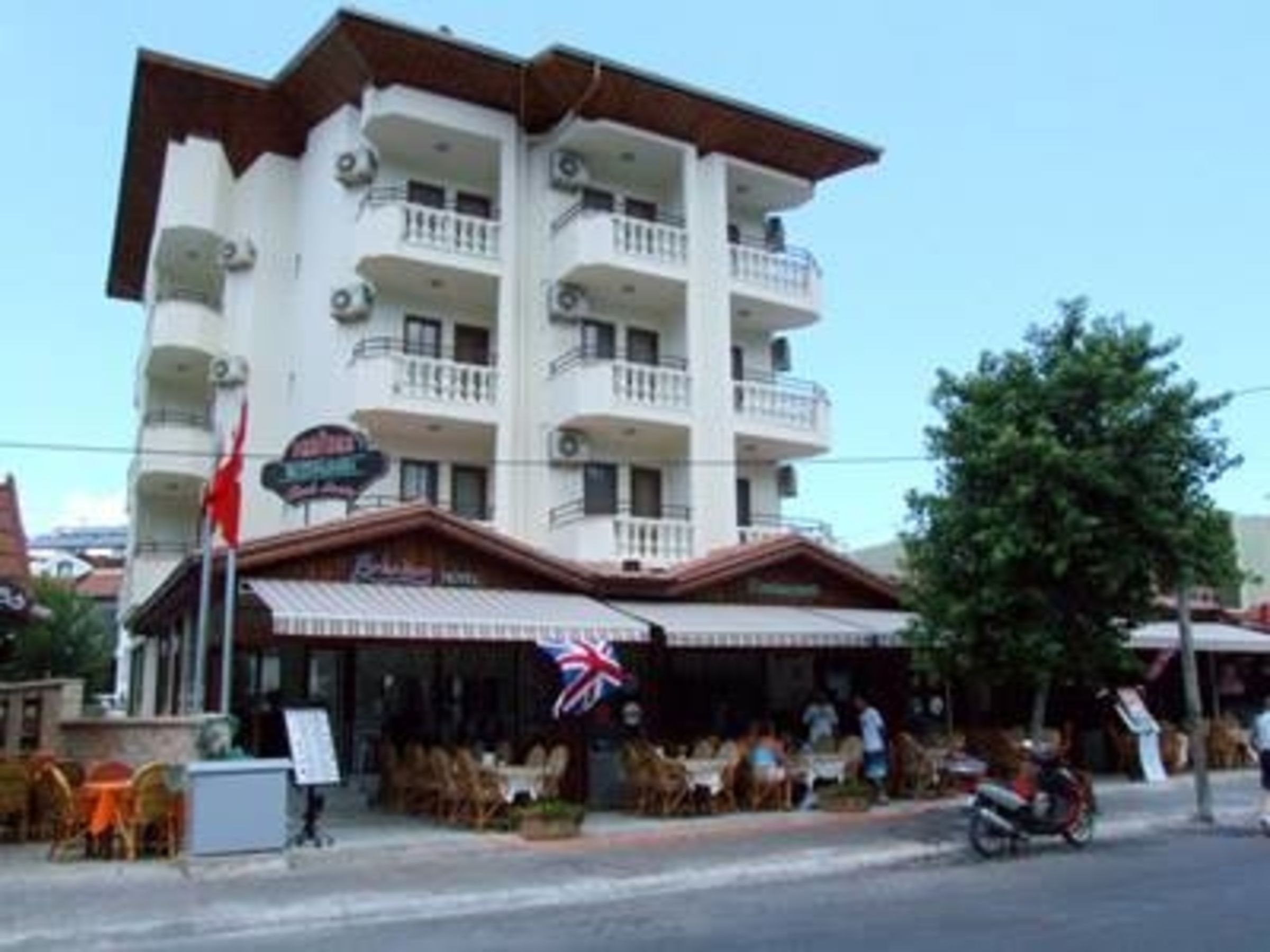 Babadan Boutique 2