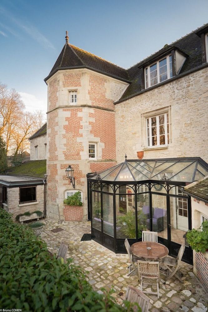 Hostellerie de la Porte Bellon 1