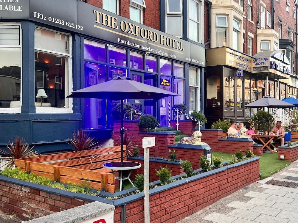 The oxford Hotel 1