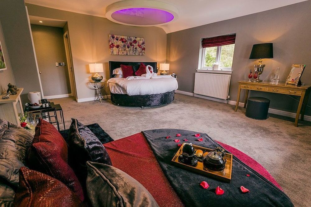 Aphrodites Group - Luxury Hot Tub Suites in Central Lake District! 1