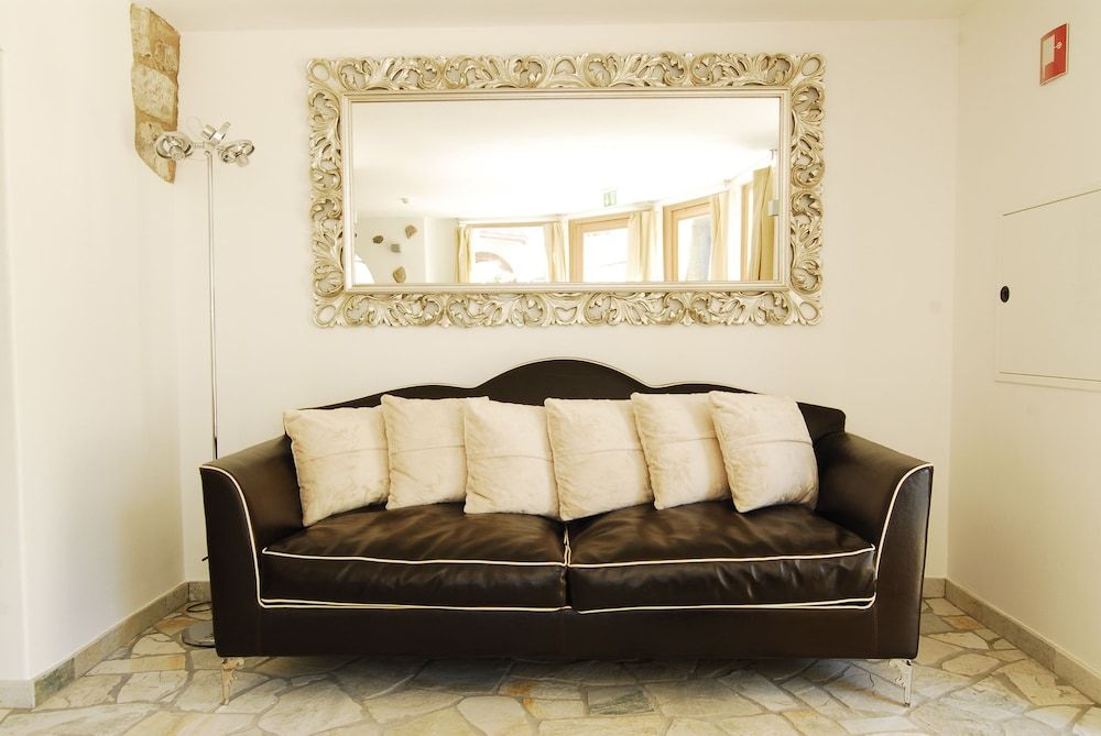 Boutique Hotel Zum Rosenbaum 1