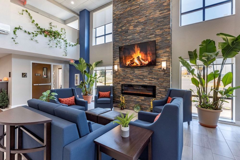 Comfort Suites St Louis - Sunset Hills 2
