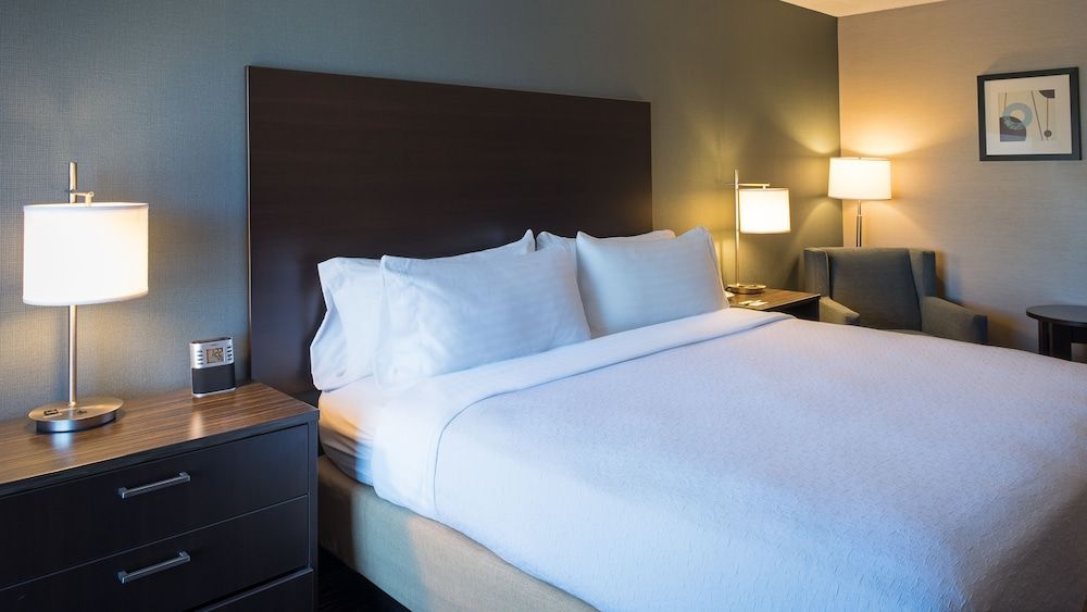 Holiday Inn ST. PAUL DOWNTOWN by IHG 2
