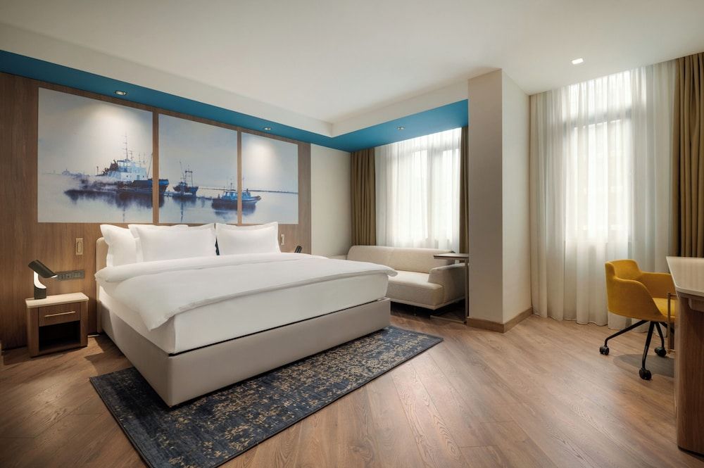 La Quinta by Wyndham Batumi 1