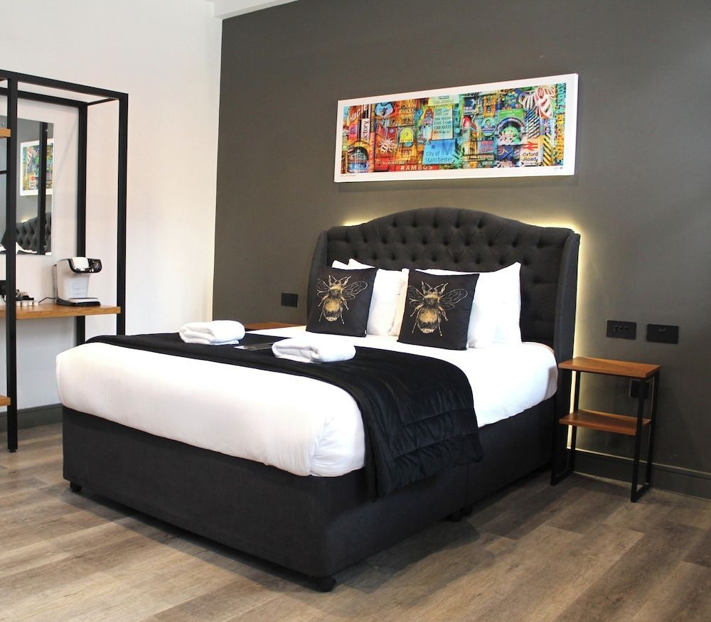 Black Lion Hotel Manchester 1
