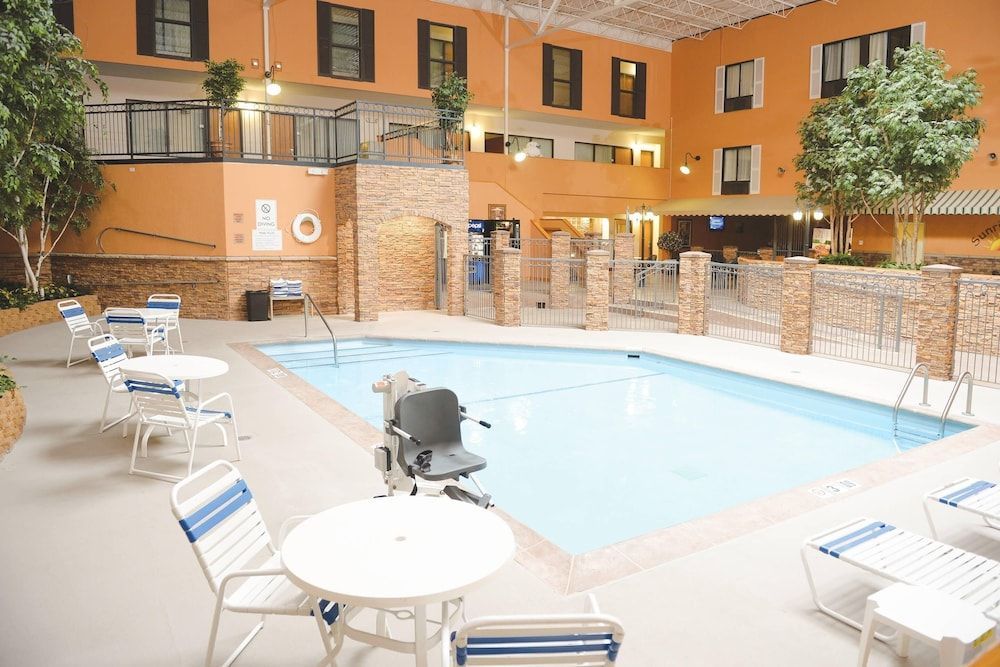 Quality Inn & Suites Ames Conference Center Near ISU Campus 1