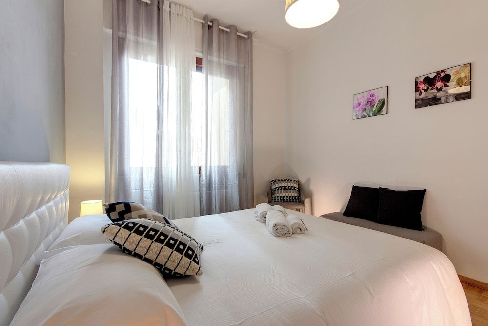 Lungarno Apartment by Mamo Florence 2