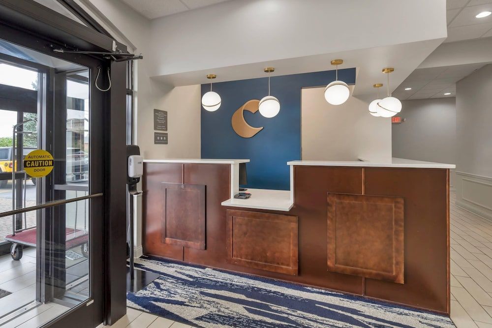Comfort Inn & Suites Mundelein-Vernon Hills 2