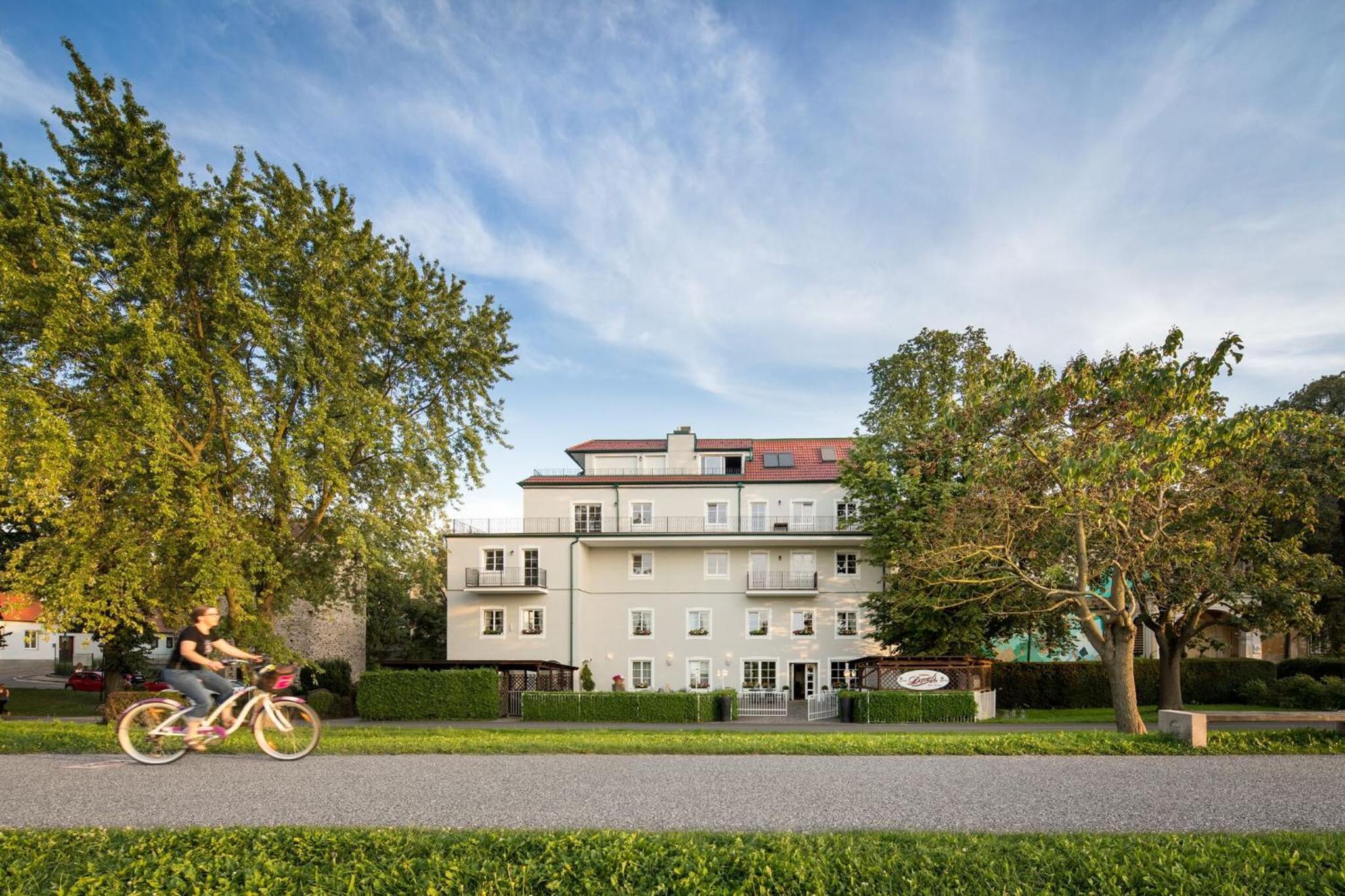Hotel Nibelungenhof 2