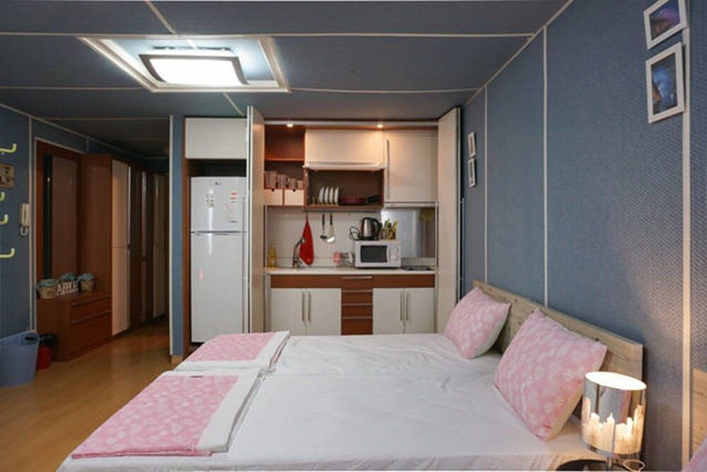 Hongstay in Hongdae 2