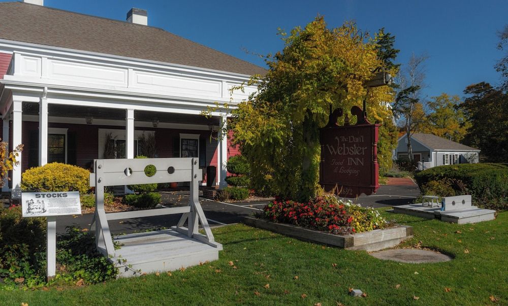 Dan'l Webster Inn and Spa 1