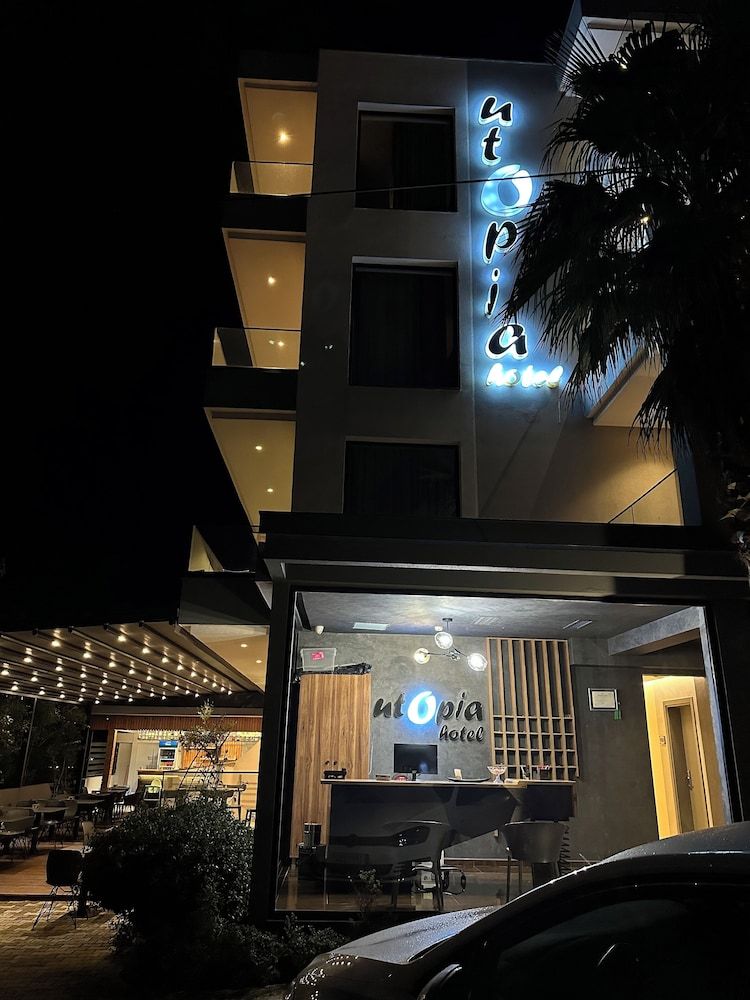Hotel Utopia 1