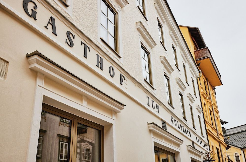 Boutiquehotel Zum Goldenen Hirschen 1