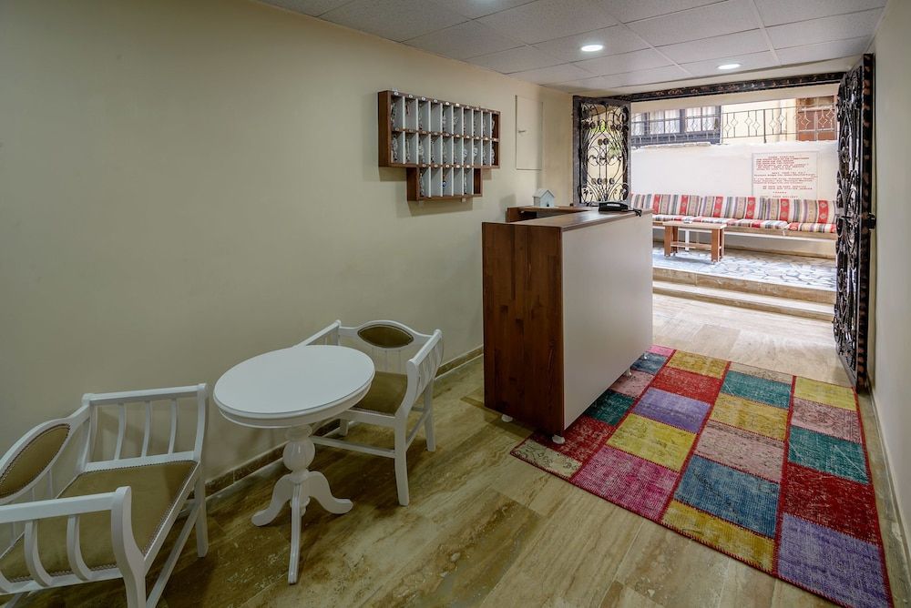 Ozmen Hotel Old Town Kaleiçi 2