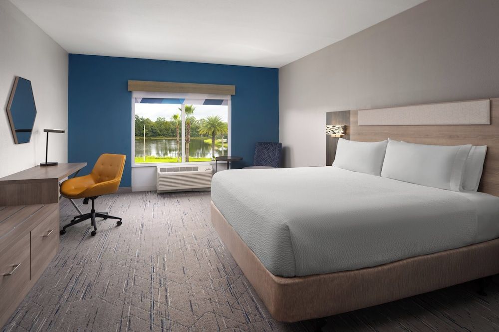 Holiday Inn Express & Suites CHAFFEE-JACKSONVILLE WEST by IHG 2