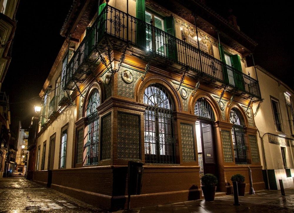 HOTEL TRIANA MONTALVAN 1