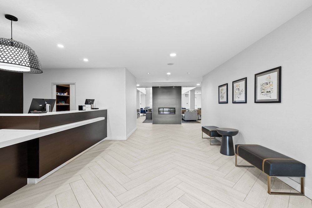 Staybridge Suites CALGARY AIRPORT by IHG 2
