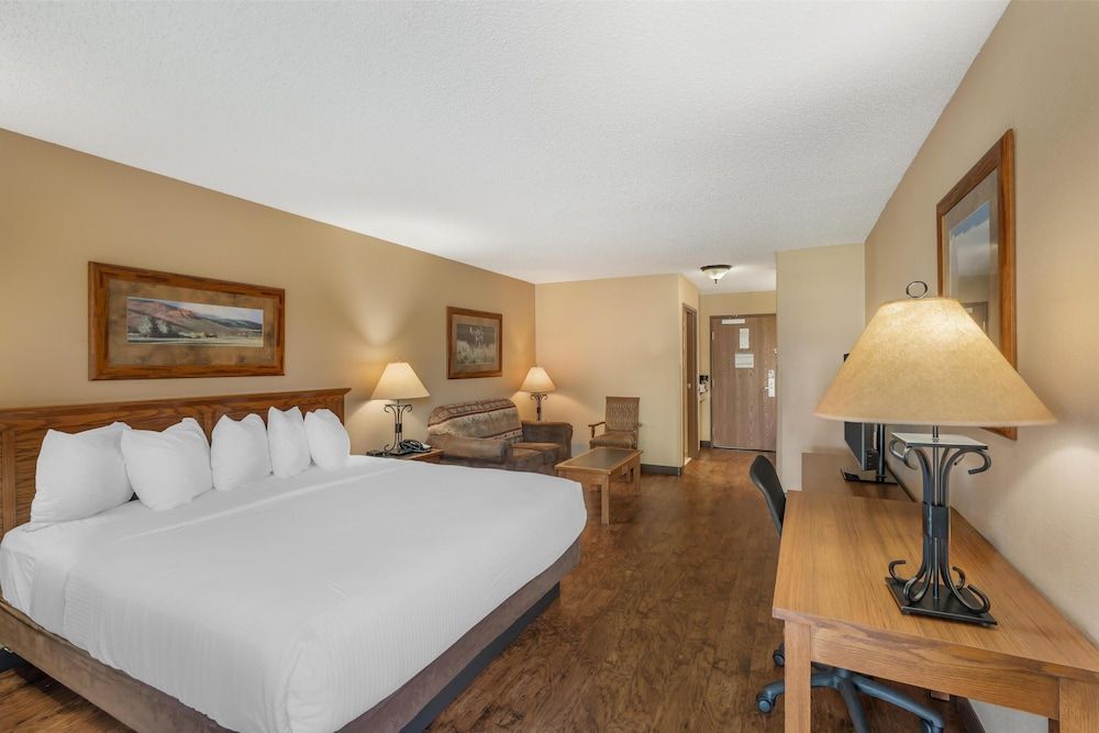 Best Western Plus Kelly Inn & Suites 1