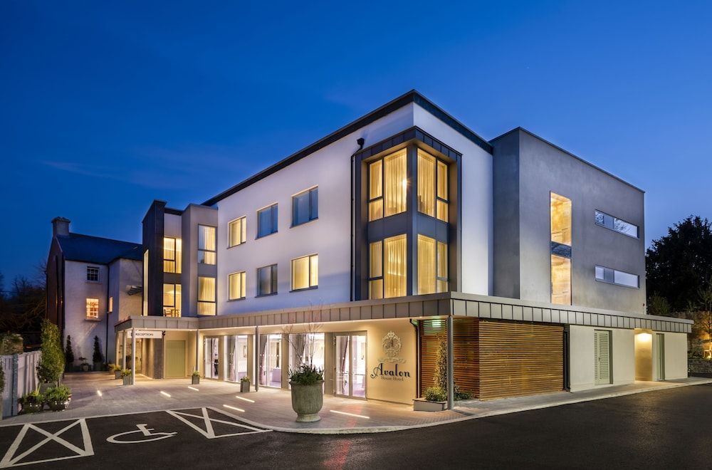 Avalon House Hotel 1