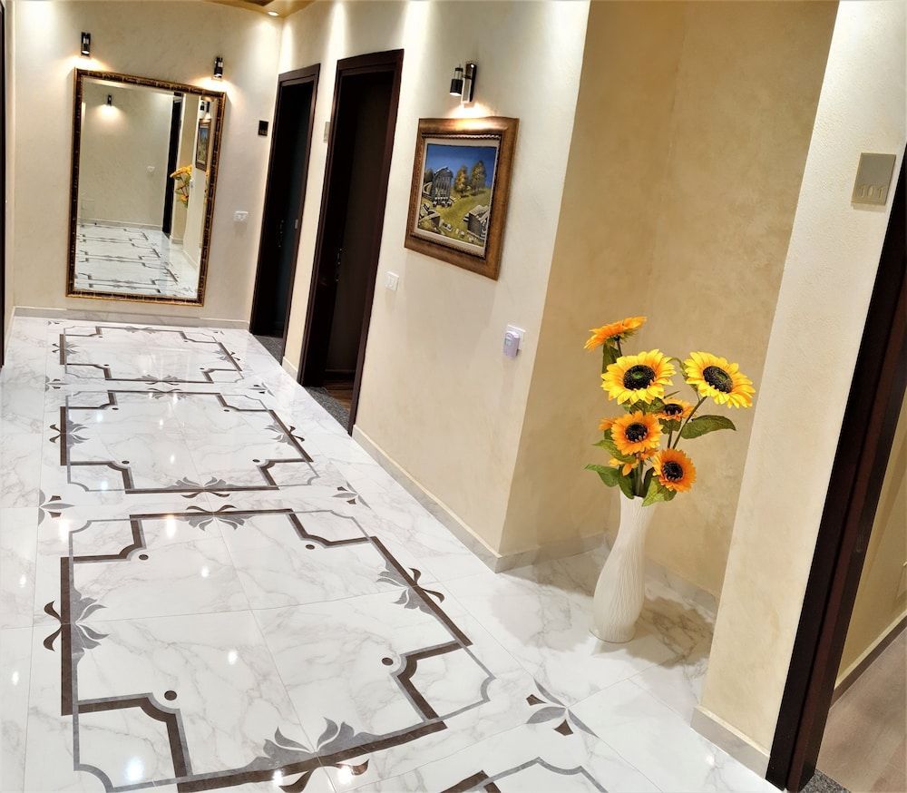 Comfort Hotel 2
