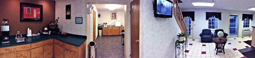 Americas Best Value Inn of Decatur 1