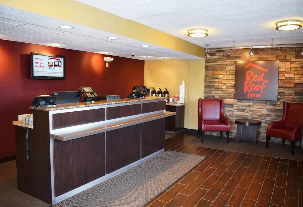 Red Roof Inn St Clairsville - Wheeling West 2