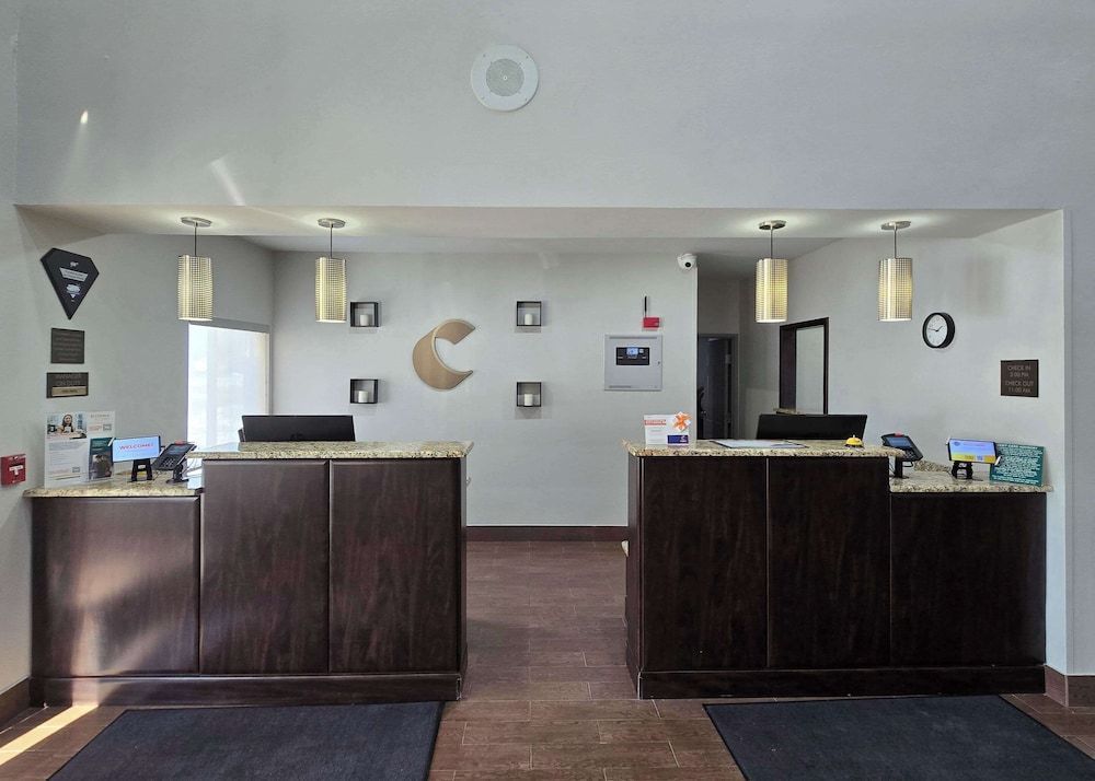 Comfort Suites Terre Haute University Area 2