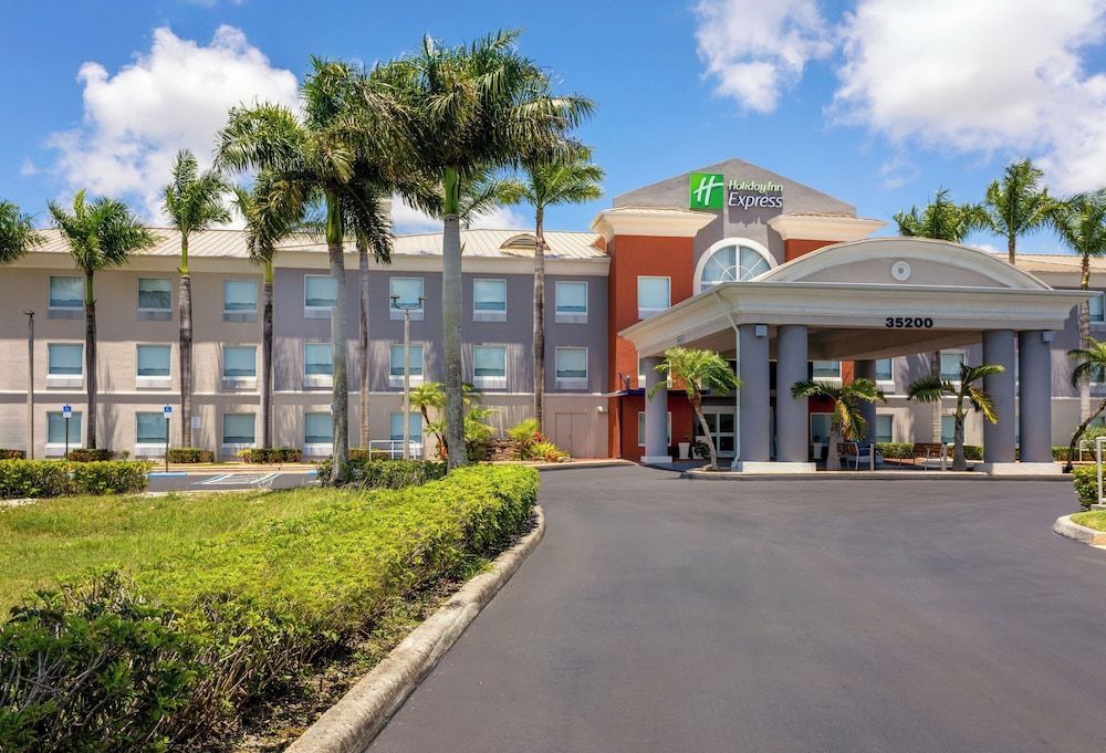 Holiday Inn Express & Suites FLORIDA CITY-GATEWAY TO KEYS by IHG 1