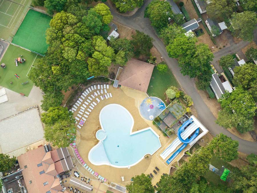 Camping Officiel Siblu Les Pierres Couchees 1
