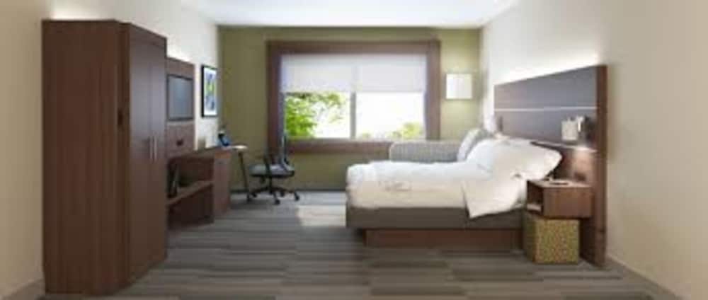 Holiday Inn Express & Suites ATLANTA - TUCKER NORTHLAKE by IHG 2