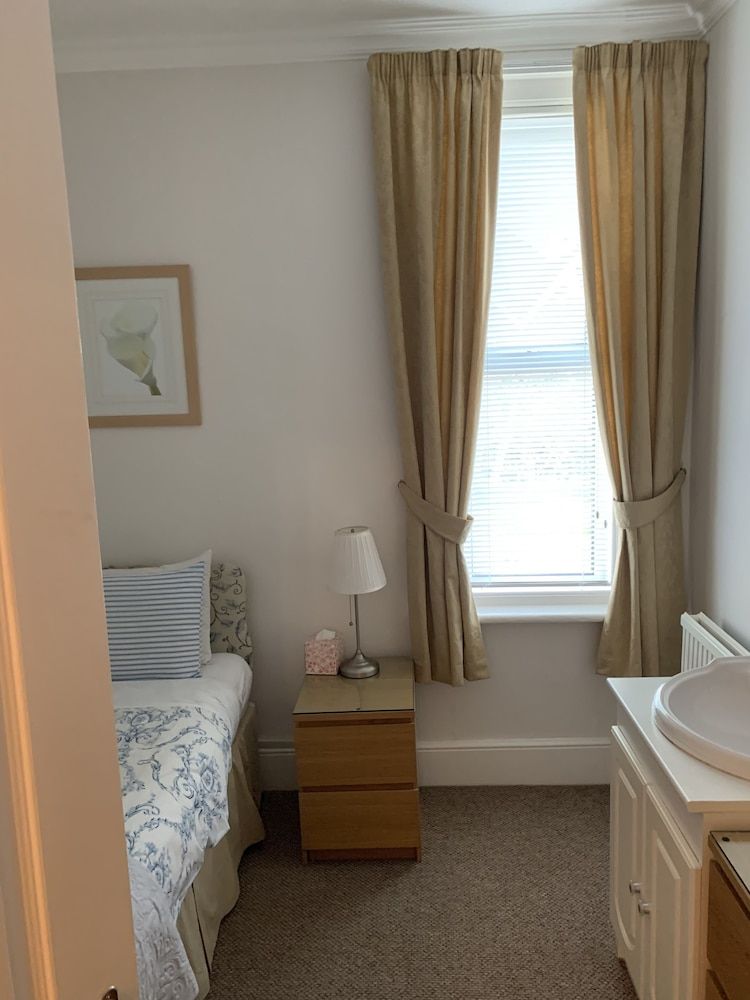 Rivendell Guest House 2