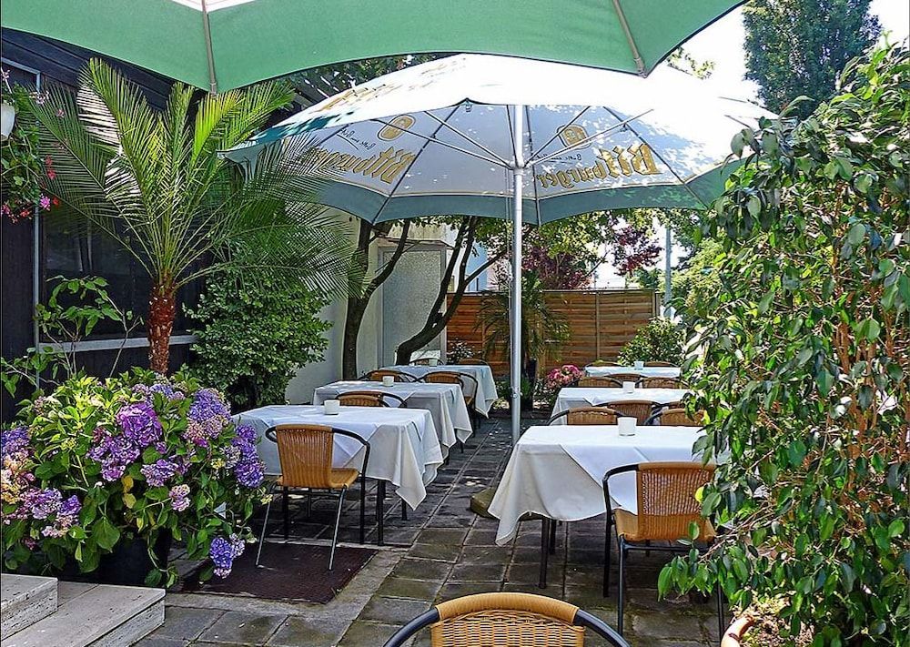 Hotel-Restaurant Schwyzerhüsli 1
