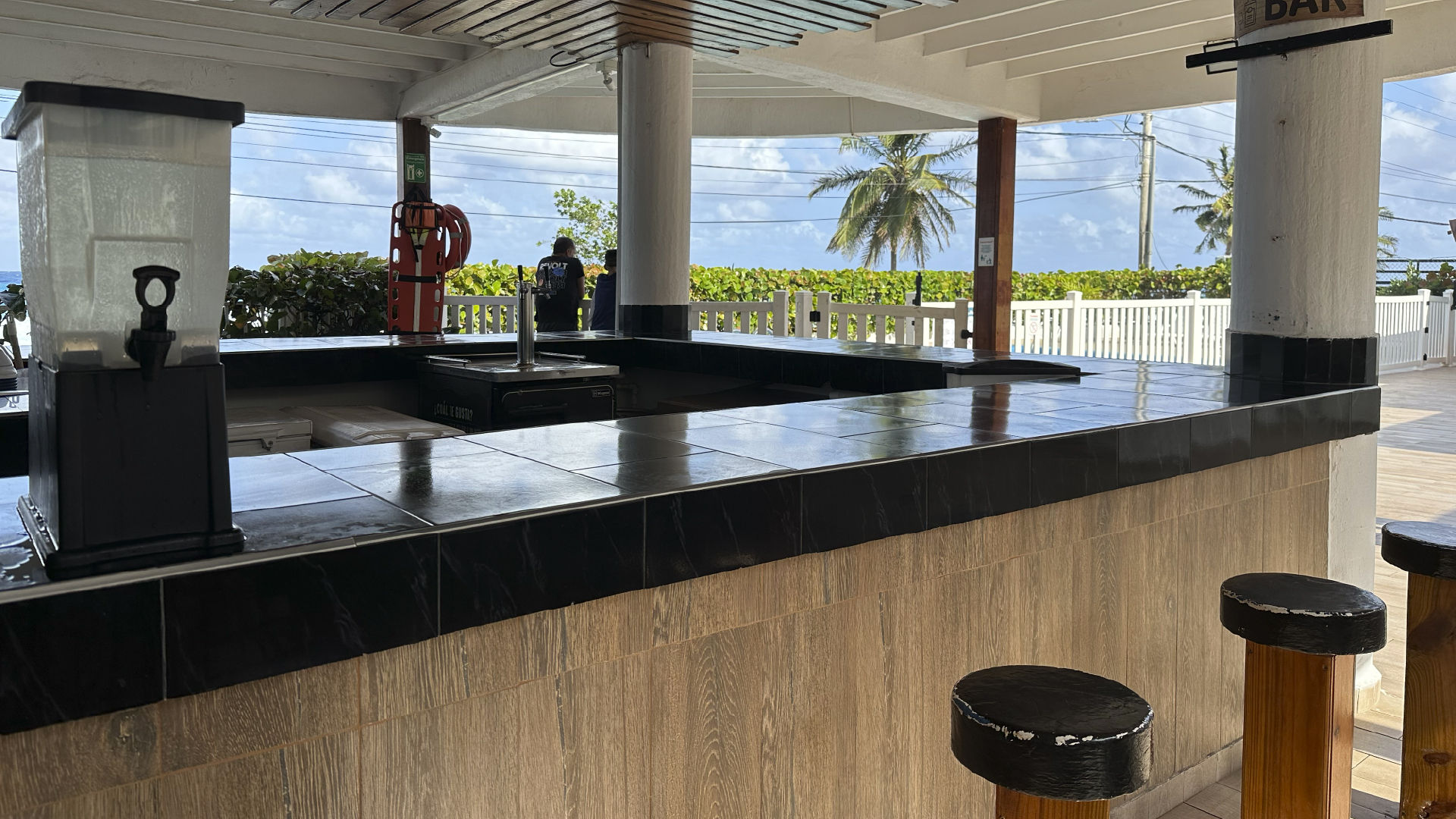 Hotel Blue Reef by On vacation 1