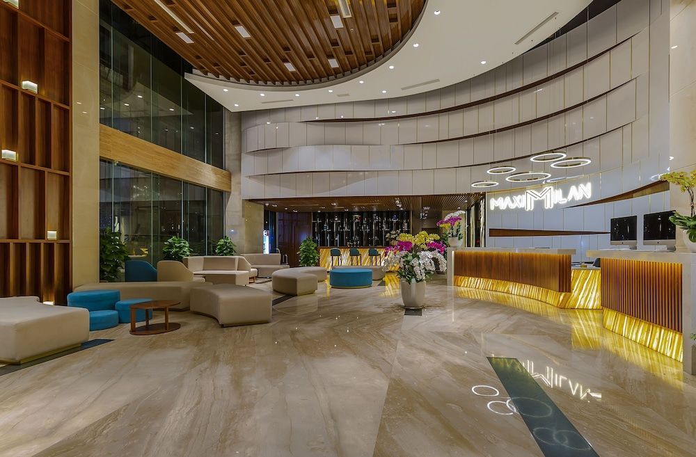 Maximilan Danang Beach Hotel 2