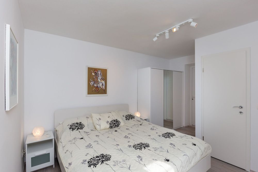 Apartment Rea Zaton 2