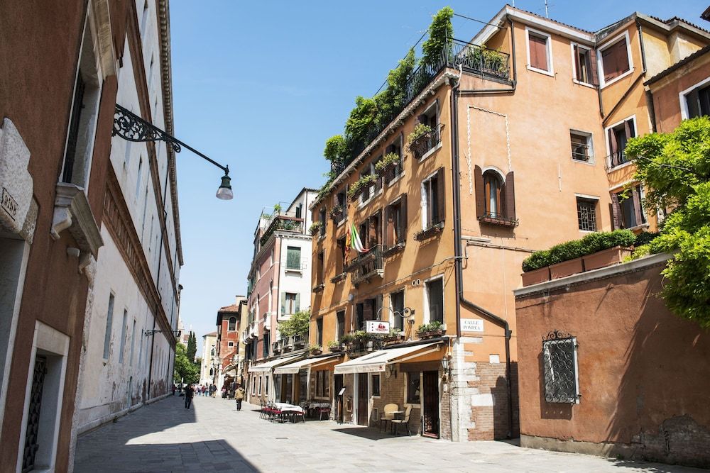 Hotel Agli Alboretti 1