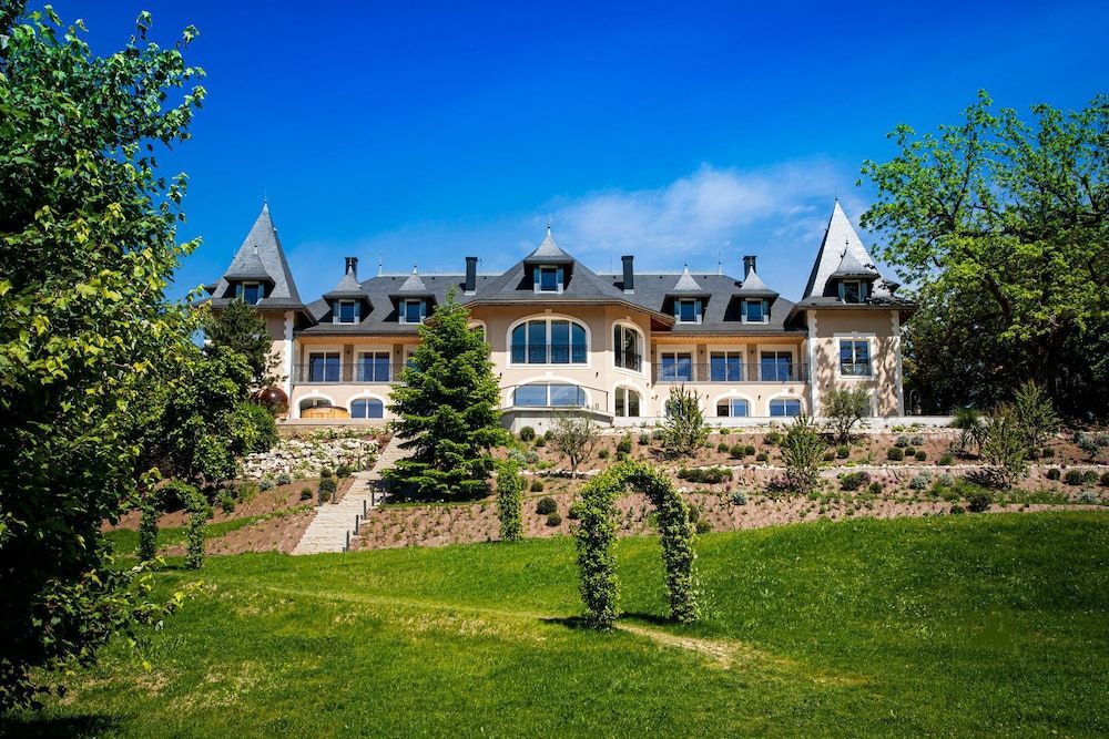 Hôtel L'Incomparable & Restaurant Etoilé Aix-Les-Bains 1